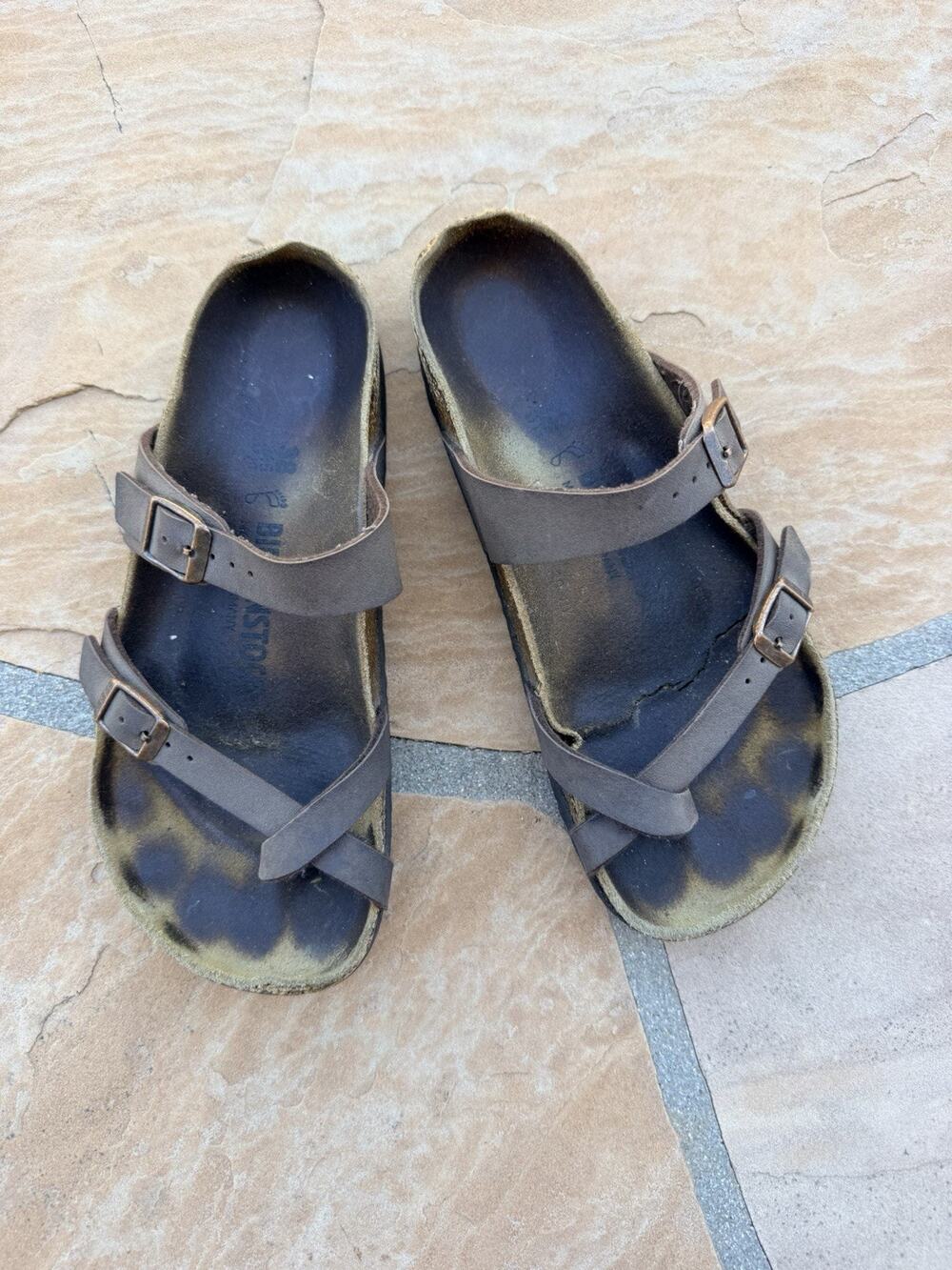Birkenstock Mayari Size EU 38 US 7.5-8 Brown Leather Buckle Toe Loop Strap Slide